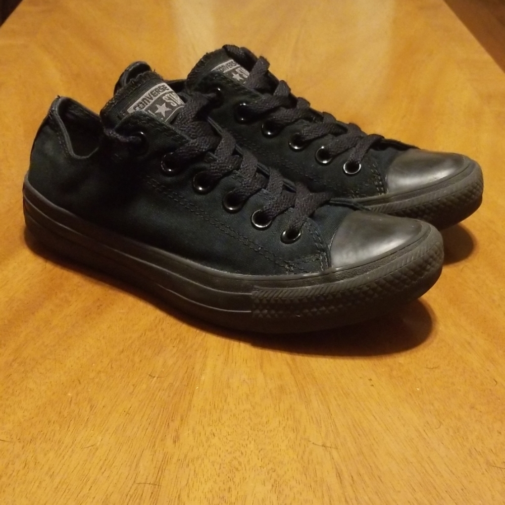 Converse unisex all black all star